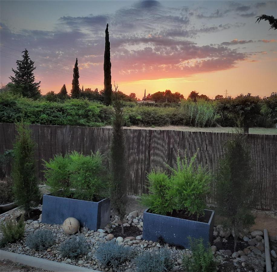 La Maison Du Chemin Des Prairies Morieres-les-Avignon Εξωτερικό φωτογραφία